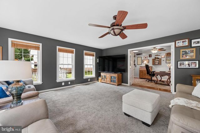 3355 WESTPORT DR, Jefferson, MD 21755