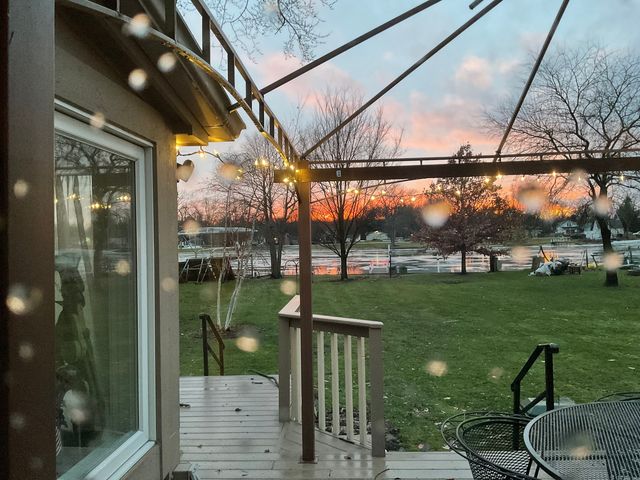 3315 S Riverdale Road, Mchenry, IL 60051