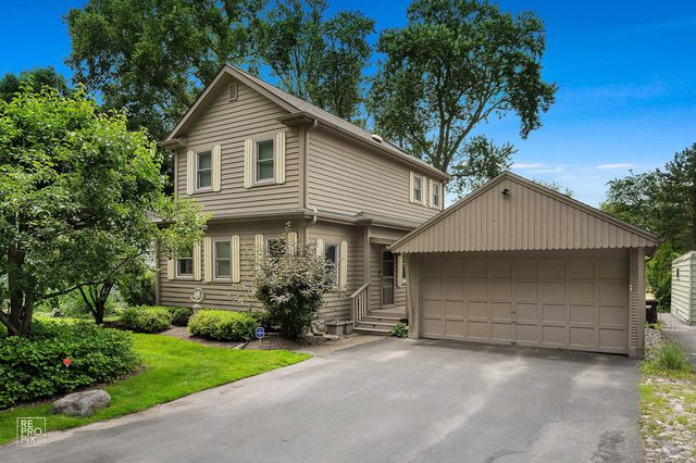 3315 S Riverdale Road, Mchenry, IL 60051