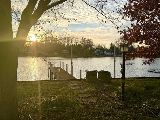3315 S Riverdale Road, Mchenry, IL 60051