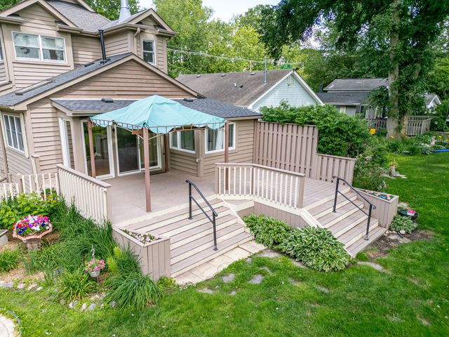 3315 S Riverdale Road, Mchenry, IL 60051