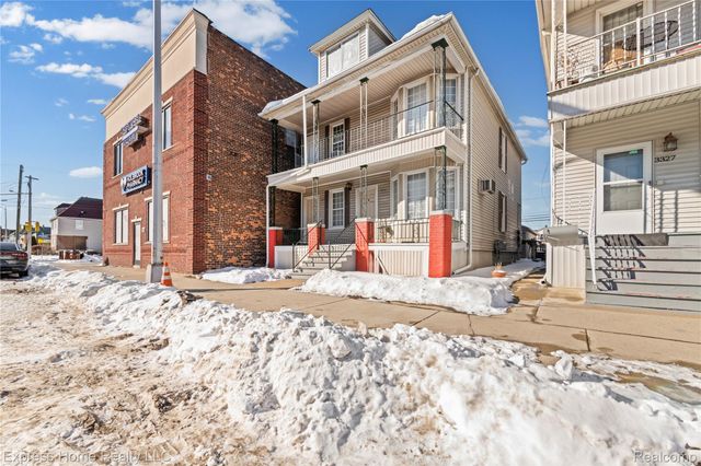 3321 Holbrook Street, Hamtramck, MI 48212