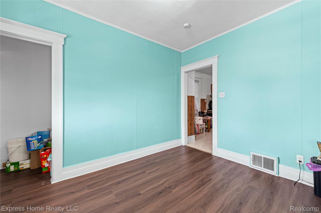 3321 Holbrook Street, Hamtramck, MI 48212