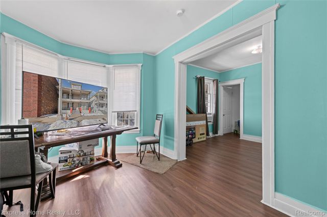 3321 Holbrook Street, Hamtramck, MI 48212