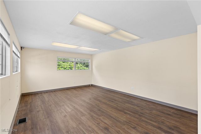 67925 Bayberry Drive, St Clairsville, OH 43950