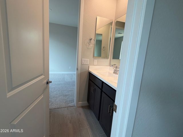 31478 N SINGING MEADOW Lane, San Tan Valley, AZ 85143