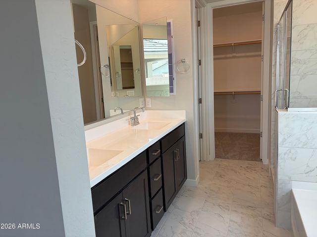 31478 N SINGING MEADOW Lane, San Tan Valley, AZ 85143