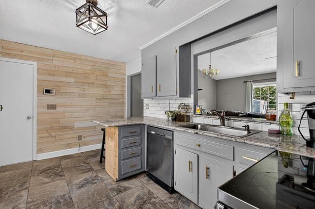 105 Ewell Court, Summerville, SC 29486