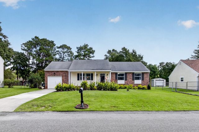105 Ewell Court, Summerville, SC 29486