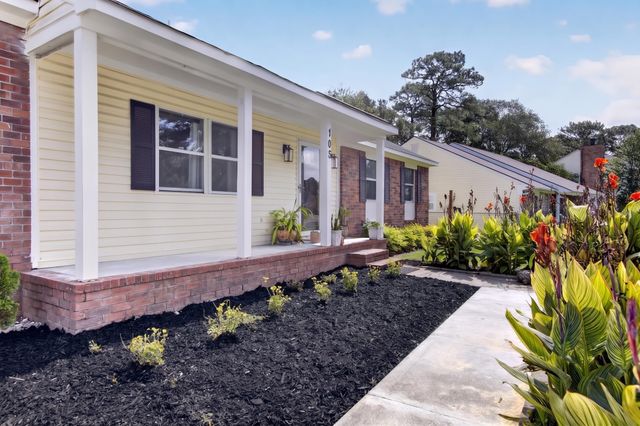 105 Ewell Court, Summerville, SC 29486