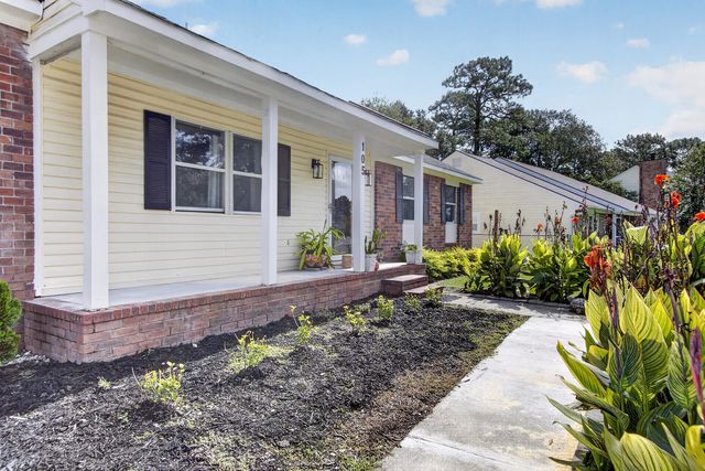 105 Ewell Court, Summerville, SC 29486