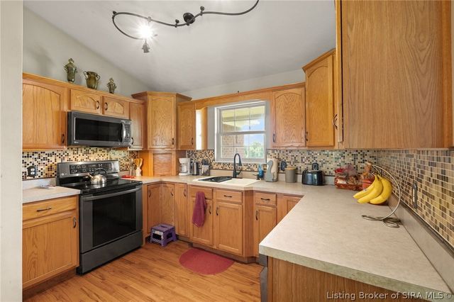 3713 Kayla Court NE, Corydon, IN 47112