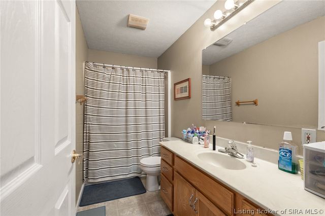 3713 Kayla Court NE, Corydon, IN 47112