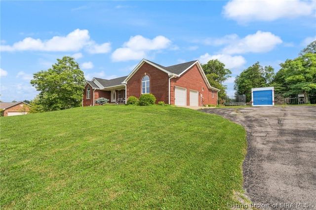 3713 Kayla Court NE, Corydon, IN 47112