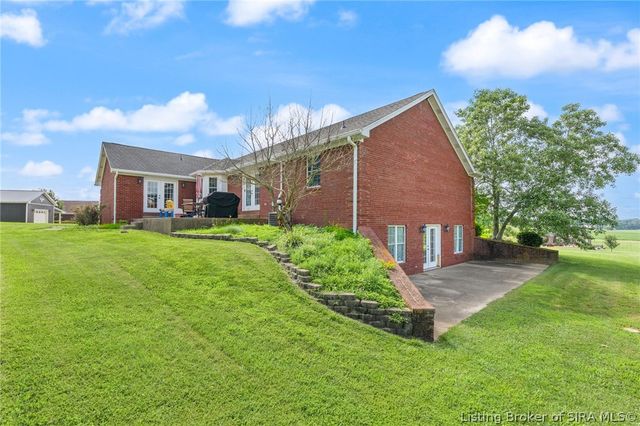 3713 Kayla Court NE, Corydon, IN 47112