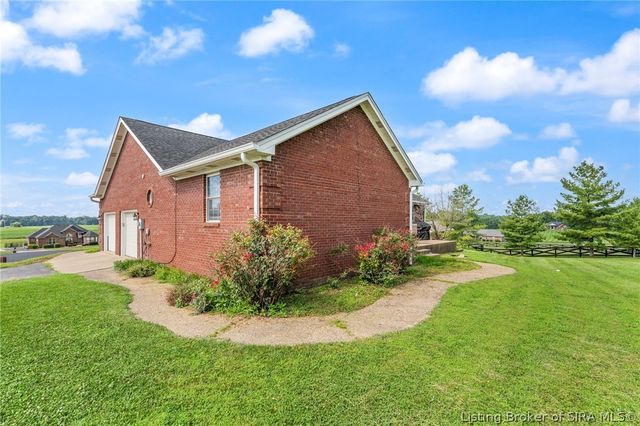 3713 Kayla Court NE, Corydon, IN 47112