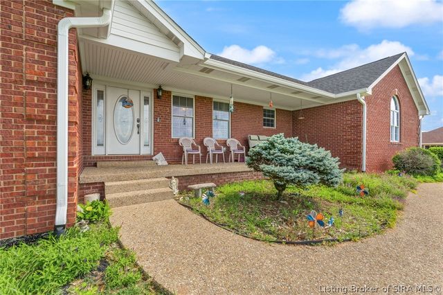 3713 Kayla Court NE, Corydon, IN 47112