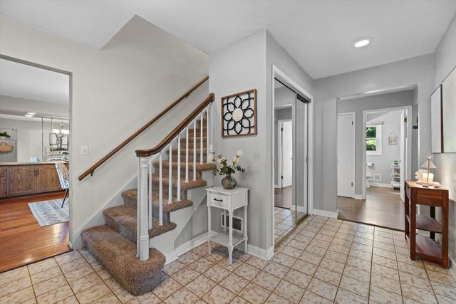 4 Greenwood COURT, Wind Point, WI 53402