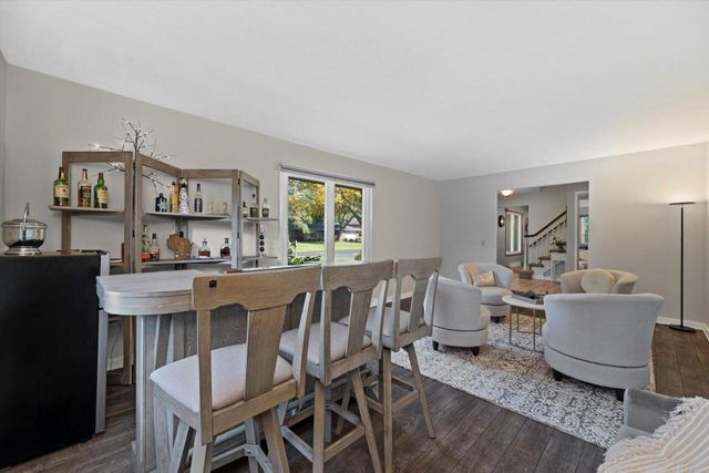 4 Greenwood COURT, Wind Point, WI 53402