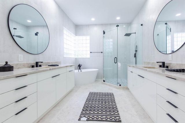 2443 Players Court, Wellington, FL 33414