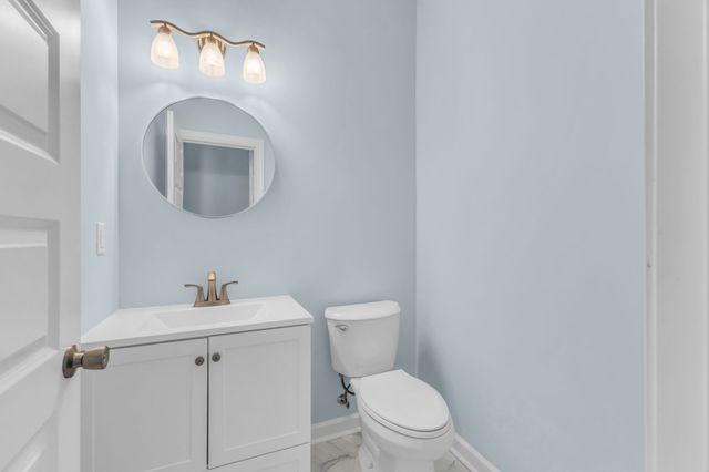 209 Luna Dr, Nashville, TN 37211