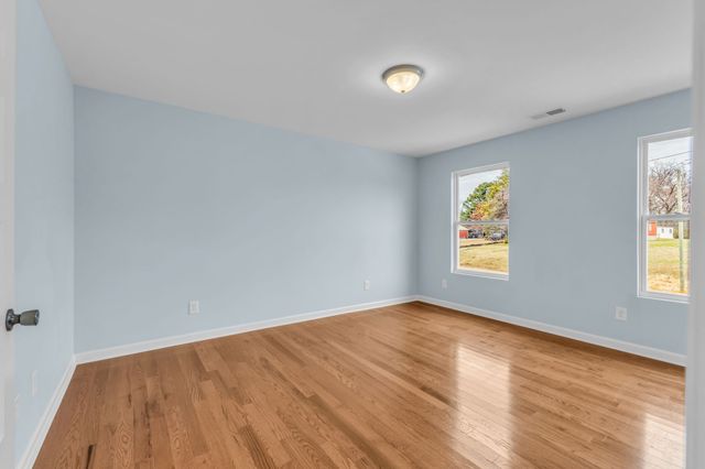 209 Luna Dr, Nashville, TN 37211