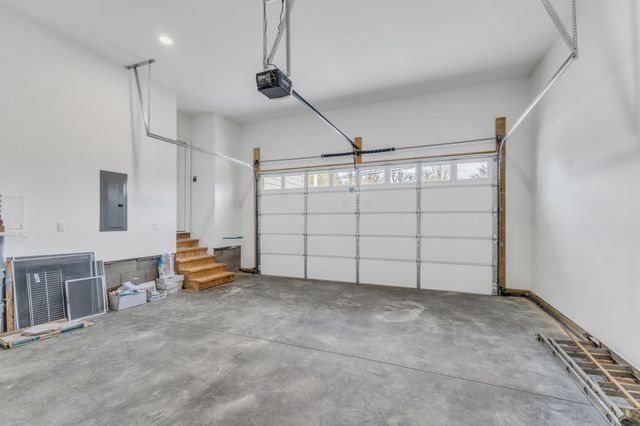 209 Luna Dr, Nashville, TN 37211