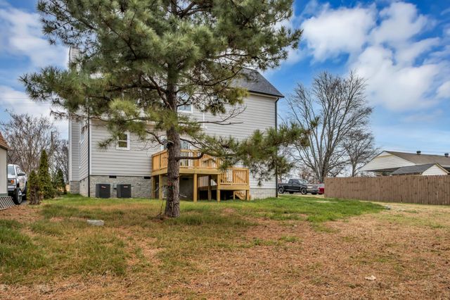 209 Luna Dr, Nashville, TN 37211