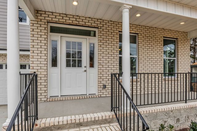 209 Luna Dr, Nashville, TN 37211