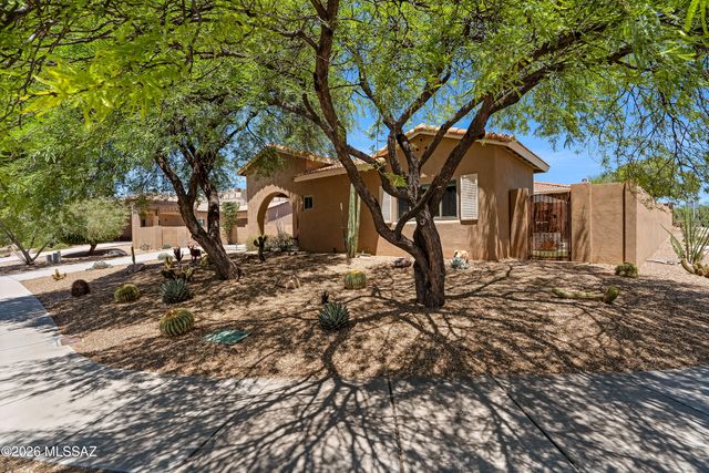 502 W Flaxen Drive, Oro Valley, AZ 85755