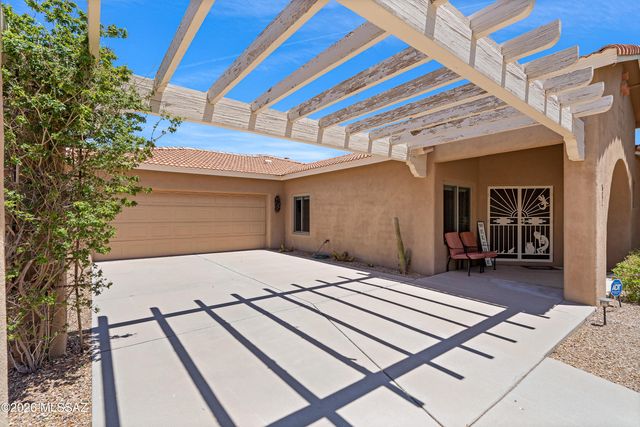 502 W Flaxen Drive, Oro Valley, AZ 85755