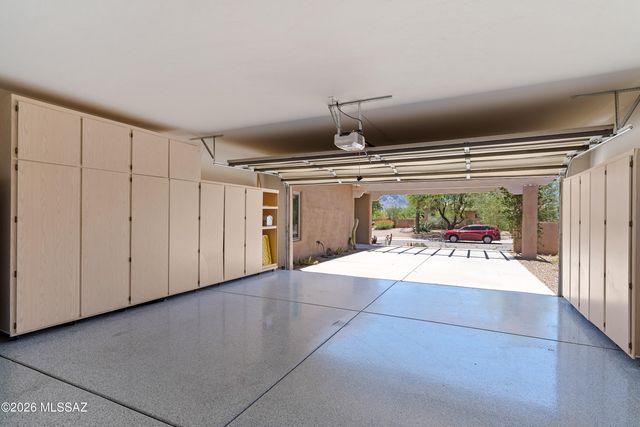 502 W Flaxen Drive, Oro Valley, AZ 85755