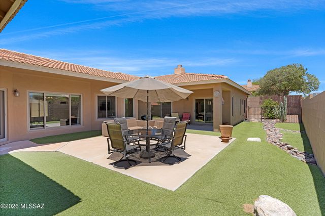 502 W Flaxen Drive, Oro Valley, AZ 85755