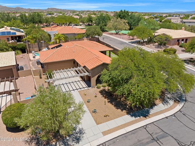 502 W Flaxen Drive, Oro Valley, AZ 85755