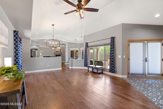 502 W Flaxen Drive, Oro Valley, AZ 85755