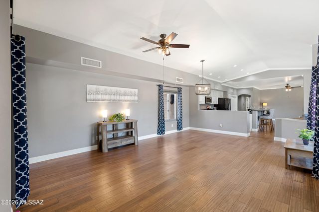 502 W Flaxen Drive, Oro Valley, AZ 85755