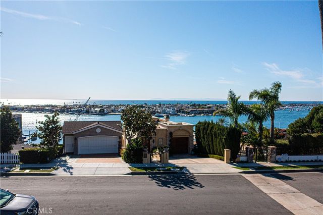 2212 Pacific Drive, Corona Del Mar, CA 92625