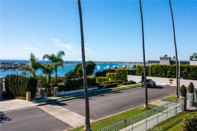 2212 Pacific Drive, Corona Del Mar, CA 92625