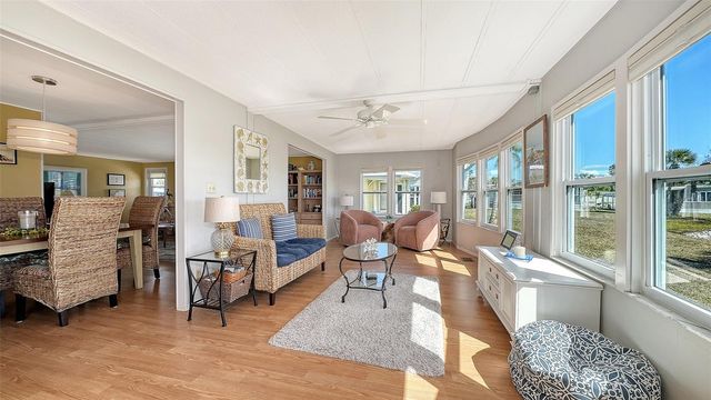 522 VIA VENETO, Venice, FL 34285