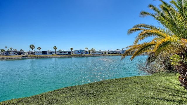 522 VIA VENETO, Venice, FL 34285