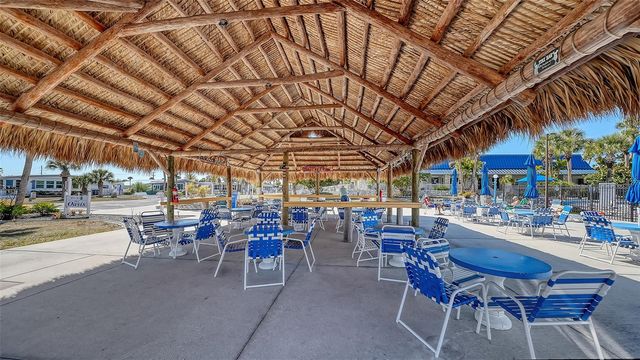 522 VIA VENETO, Venice, FL 34285