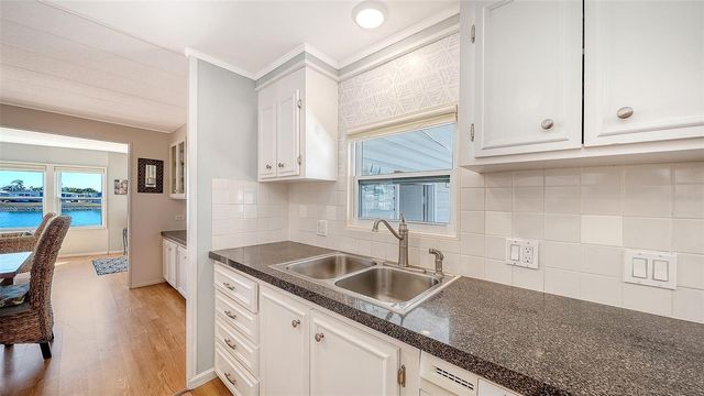 522 VIA VENETO, Venice, FL 34285