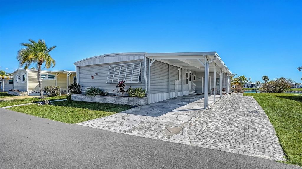 522 VIA VENETO, Venice, FL 34285