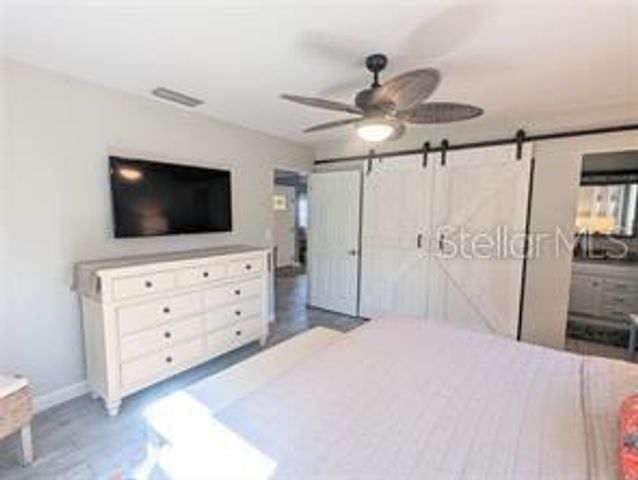 3070 GULF GATE DRIVE, Sarasota, FL 34231