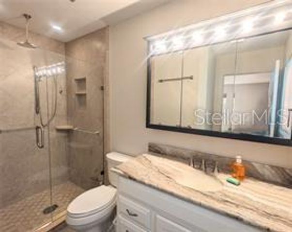 3070 GULF GATE DRIVE, Sarasota, FL 34231