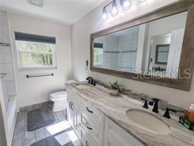 3070 GULF GATE DRIVE, Sarasota, FL 34231