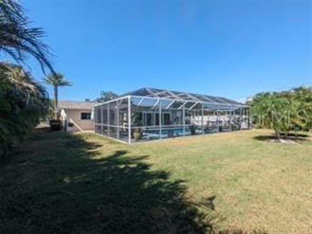 3070 GULF GATE DRIVE, Sarasota, FL 34231