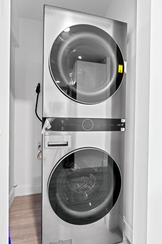 699 NE 40th Street, Oakland Park, FL 33334