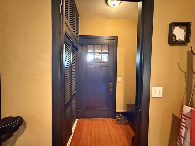 236 N Washington Street, Janesville, WI 53548