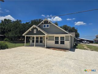 1071 Skyline Drive, Canyon Lake, TX 78133